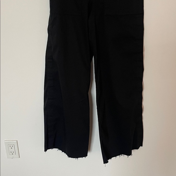 Lululemon Face Forward Trouser *lululemon x Roksanda
Black 4 - Picture 5 of 13